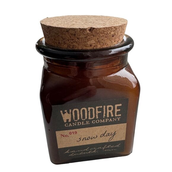 Woodfire candle Company Snow Day No. 019 Handcrafted Duluth MN Gift New - Picture 1 of 9